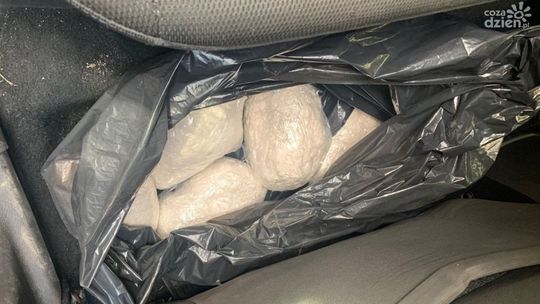 18 lat dla handlarza narkotyków? Mężczyzna przewoził ponad 7 kg amfetaminy