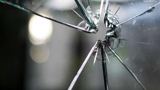 31- latek z Baboszewa wybijał szyby w szpitalu. Grozi mu 10 lat więzienia
