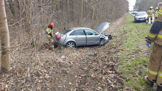 80-latek stracił prawko. Wymusił pierwszeństwo na trasie Ciechanów - Gołotczyzna