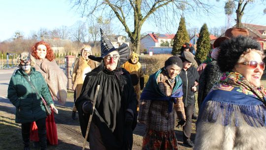 Ach, co to był za korowód! (Zobacz)