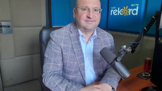 Adam Bielan: Proszę sobie wyobrazić, że nagle w Ciechanowie ląduje 1,5 tysiąca migrantów z Afryki Północnej. Pakt migracyjny musi być zablokowany