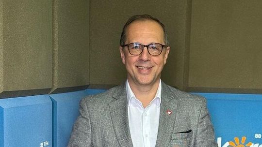 Adam Krzemiński: Cały czas jesteśmy na wojnie hybrydowej