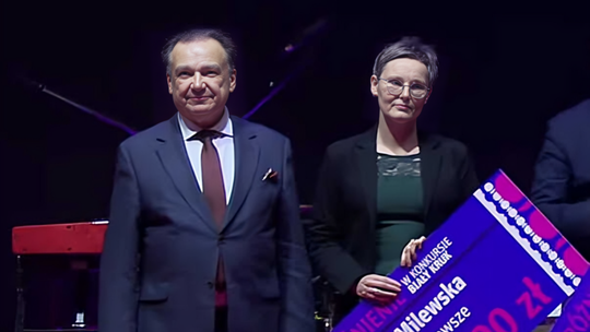 Agnieszka Milewska, Łukasz Kościelniak i Piotr Nowakowski z naszych redakcji wśród nagrodzonych. Konkurs "Biały kruk" rozstrzygnięty