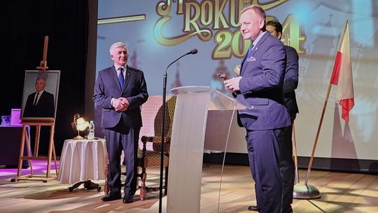 Andrzej Lampkowski Mławianinem Roku 2024 -  nauczyciel i społecznik uhonorowany za lata pracy dla miasta