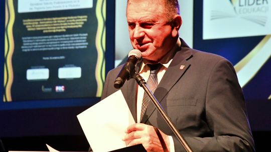 Andrzej Pietrasik: Budowa stadionu miejskiego to największa sportowa inwestycja 35-lecia Płońska Andrzej Pietrasik: Budowa stadionu miejskiego to największa sportowa inwestycja 35-lecia Płońska