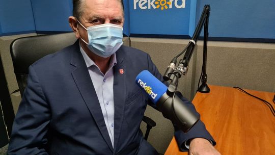 Andrzej Pietrasik: Nieprzyjęcie pomocy unijnej pogłębi kryzys i w samorządach i w naszym państwie
