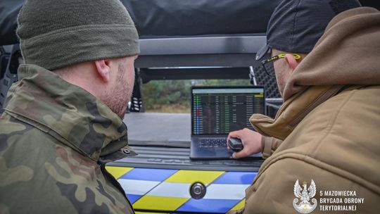 Aplikacja SIRON i kombinezony wodne: Żołnierze WOT szukają 88-latka