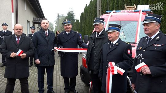 Będzie wykorzystywany na kilka sposobów. OSP Modła otrzymała nowy, lekki, bojowy wóz strażacki 