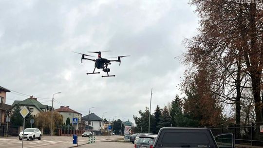 Bezpieczeństwo na drogach powiatu mławskiego – wzmożone kontrole pieszych i kierowców