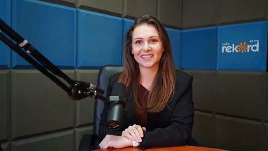 Daria Przewłocka w studiu Radia Rekord Mazowsze