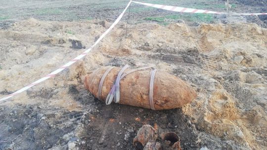 Bomby lotnicze z II Wojny Światowej znalazł leśniczy