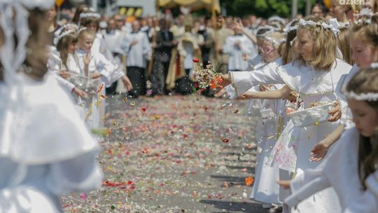 Boże Ciało bez procesji ulicami parafii