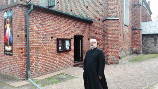 Burza po słowach kardynała Krajewskiego. Proboszcz z Gołymina opublikował list otwarty