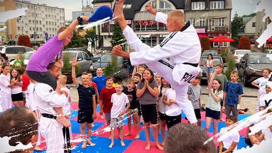 Ciechanów bije sportowy rekord. Szykuje się widowiskowy pokaz na ulicy Warszawskiej