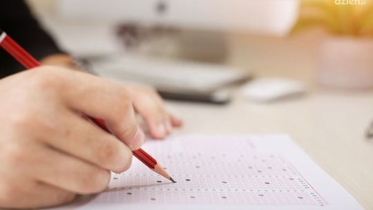 Ciechanów. Blisko 400 ósmoklasistów przystąpiło do egzaminu