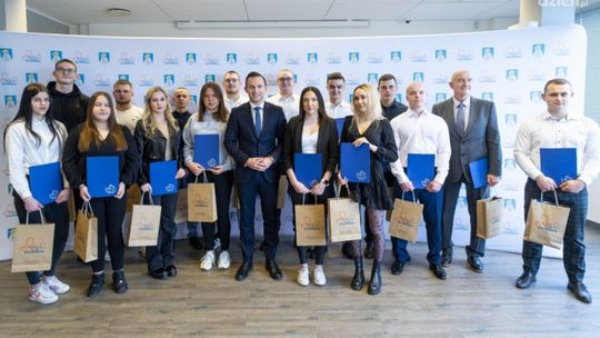 Ciechanów. Miasto nagrodziło sportowców i trenerów