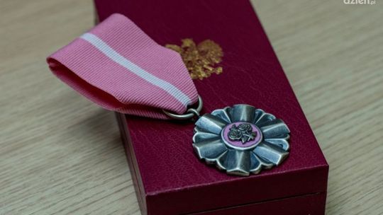 Ciechanów. Miasto przyzna medale dla małżeństw z długoletnim stażem!