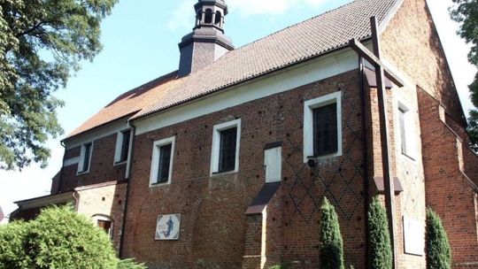 Ciechanów. Mobilny punkt szczepień pojawi się przy Klasztorku