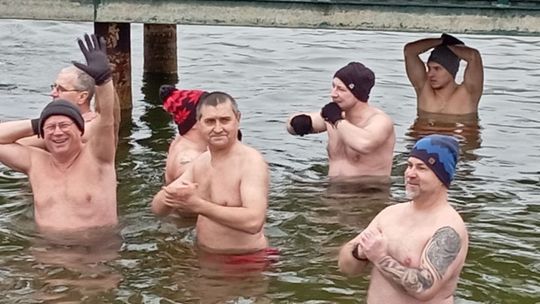 Ciechanów. V Bieg Morsa i kąpiel w zimnej wodzie