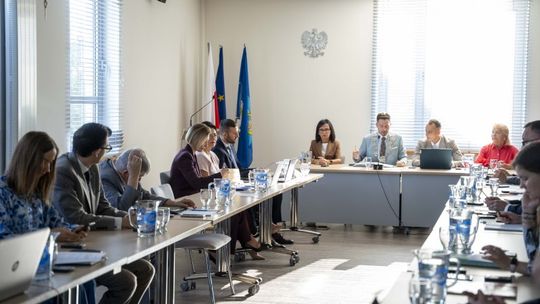 Ciechanów z unijnym dofinansowaniem. Pieniądze na ścieżki, autobusy i zabytki