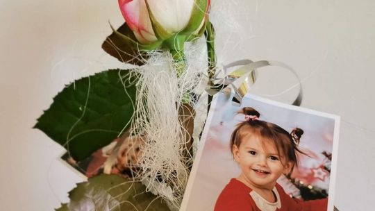 Ciechanowski szpital odwiedzili rodzice 2 letniej Oliwi. Znamy powód spotkania!