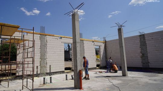 Ciechanowski "Zielony Targ" rośnie w oczach. Budowa za 26,5 mln zł