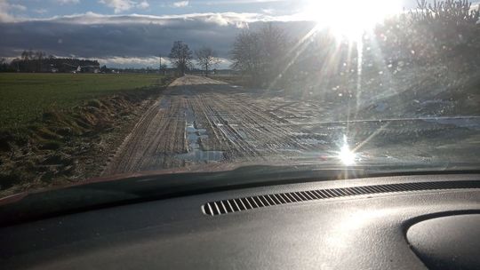 Co z tą drogą? Szukamy odpowiedzi