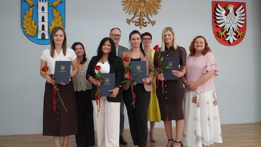 Cztery nauczycielki z gminy Opinogóra Górna odebrały akty mianowania