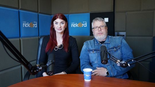 Sandra Brzeska-Zagroba i Tomasz Kosielski w studiu Radia Rekord