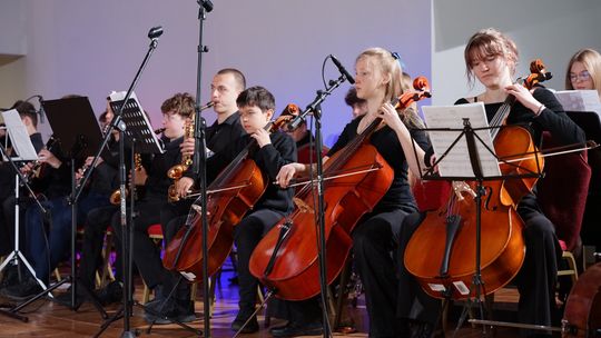 Darmowa szkoła muzyczna w Ciechanowie szuka talentów. Tu zaczynała Alicja Szemplińska