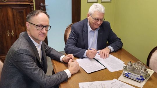 Darowizna dla Gminy Opinogóra Górna: Cztery świetlice wiejskie przekazane przez Starostwo Powiatowe w Ciechanowie