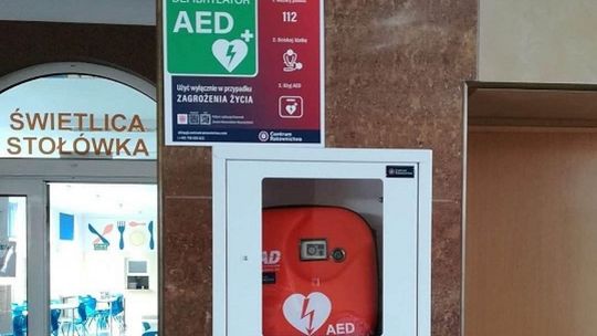 Defibrylator w każdej przasnyskiej podstawówce