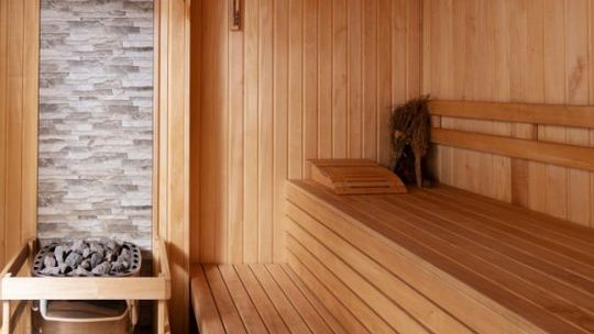 Dlaczego warto kupić saunę ogrodową od producenta?