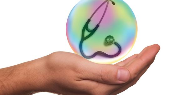 Dodatkowe ubezpieczenia i środki ochrony indywidualnej - Okręgowa Izba Lekarska wspiera medyków