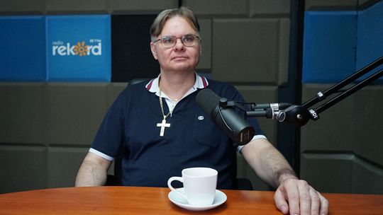 Dość mitów o „sztucznym biodrze”. Nowoczesna ortopedia przywraca pełną sprawność.