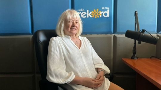 Dr Elżbieta Sternal: Do naszego liceum uczniowie chodzić nie muszą