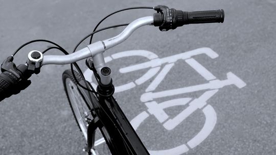 Drogi rowerowe w Ciechanowie - jest nowy odcinek trasy przy ulicy Szwanke