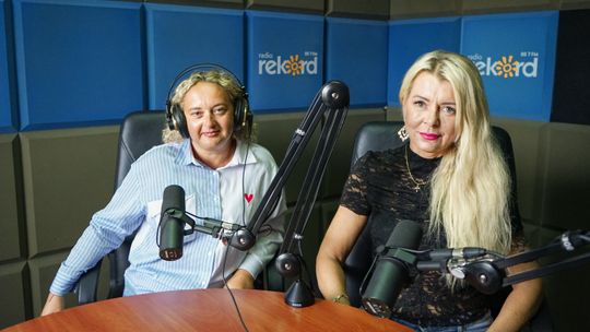 Dorota Czarnecka i Wioletta Paszkowska ze Stowarzyszenia „Debeściaki” w studiu Radia Rekord