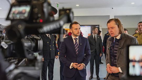 Dwa tysiące miejsc schronienia w Ciechanowie. Miasto przejmuje kluczowy teren przy szpitalu