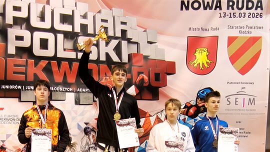 Szymon Majewski na najwyższym stopniu podium