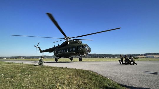 Eskapady K-9 WOT w Pieninach: Doskonalenie Umiejętności na Poligonie Górskim