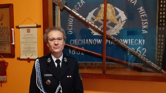 Fundatorów nowego sztandaru Ochotniczej Straży Pożarnej w Ciechanowie przybywa  