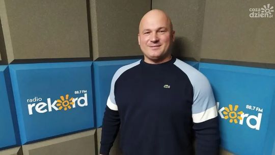 Gabriel Kowalski: Im dłużej basen jest otwarty, tym wygodniej się na nim pływa