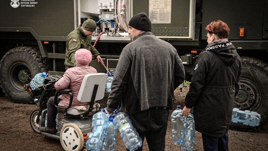 Gmina Sońsk. W wodociągu jest groźna bakteria. Wodę dostarcza wojsko