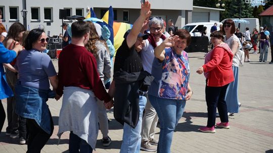 Grill, uśmiechy i integracja - tak bawiono się na festynie stowarzyszenia Debeściaki