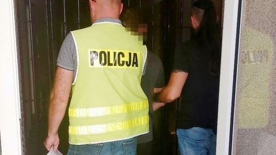 Incydent na boisku szkolnym: dwaj uczniowie ranieni z wiatrówki, czterech mężczyzn zatrzymanych