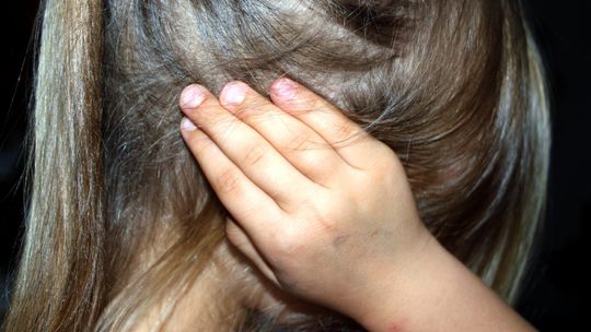 Interwencje w gminie Joniec i Płońsku. Policja wydała nakazy natychmiastowego opuszczenia mieszkań
