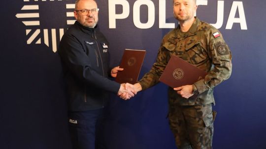 Jest porozumienie - dokument podpisali mazowieccy policjanci i terytorialsi