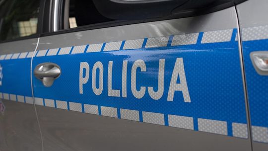 Kompletnie pijany wiózł 12-letniego syna, wpadł podczas kontroli prędkości