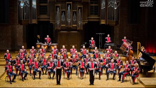 Koncert Reprezentacyjnego Zespołu Artystycznego Wojska Polskiego z okazji pierwszej rocznicy ustawy o obronie Ojczyzny w Ciechanowie